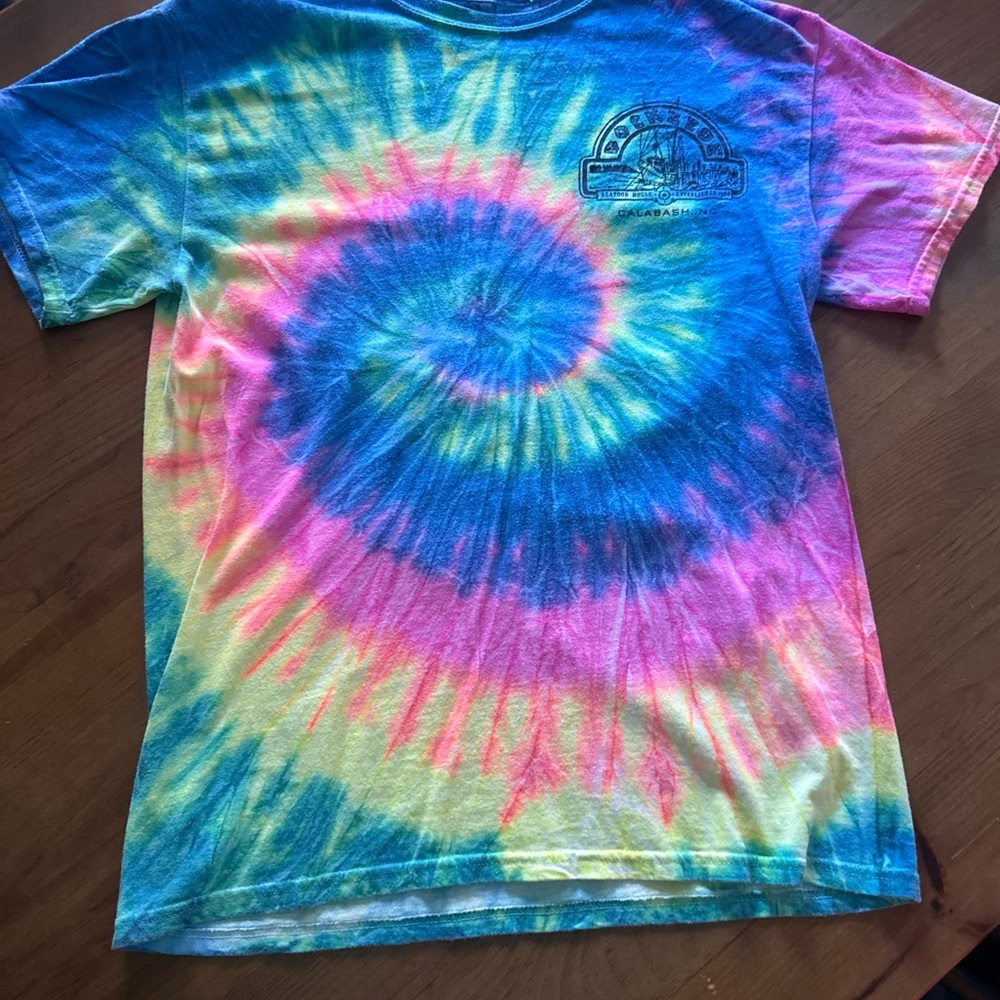 Vibrant Tie-Dye Short Sleeve Tees - Picture 6 of 9